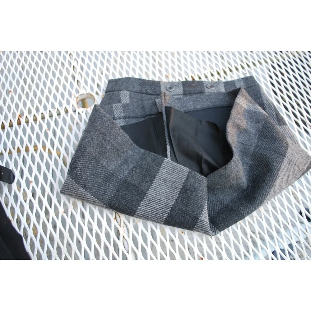NWOT $695 Burberry London Gray Nova Check Plaid Wool Mini Skirt US-8 UK-10 small